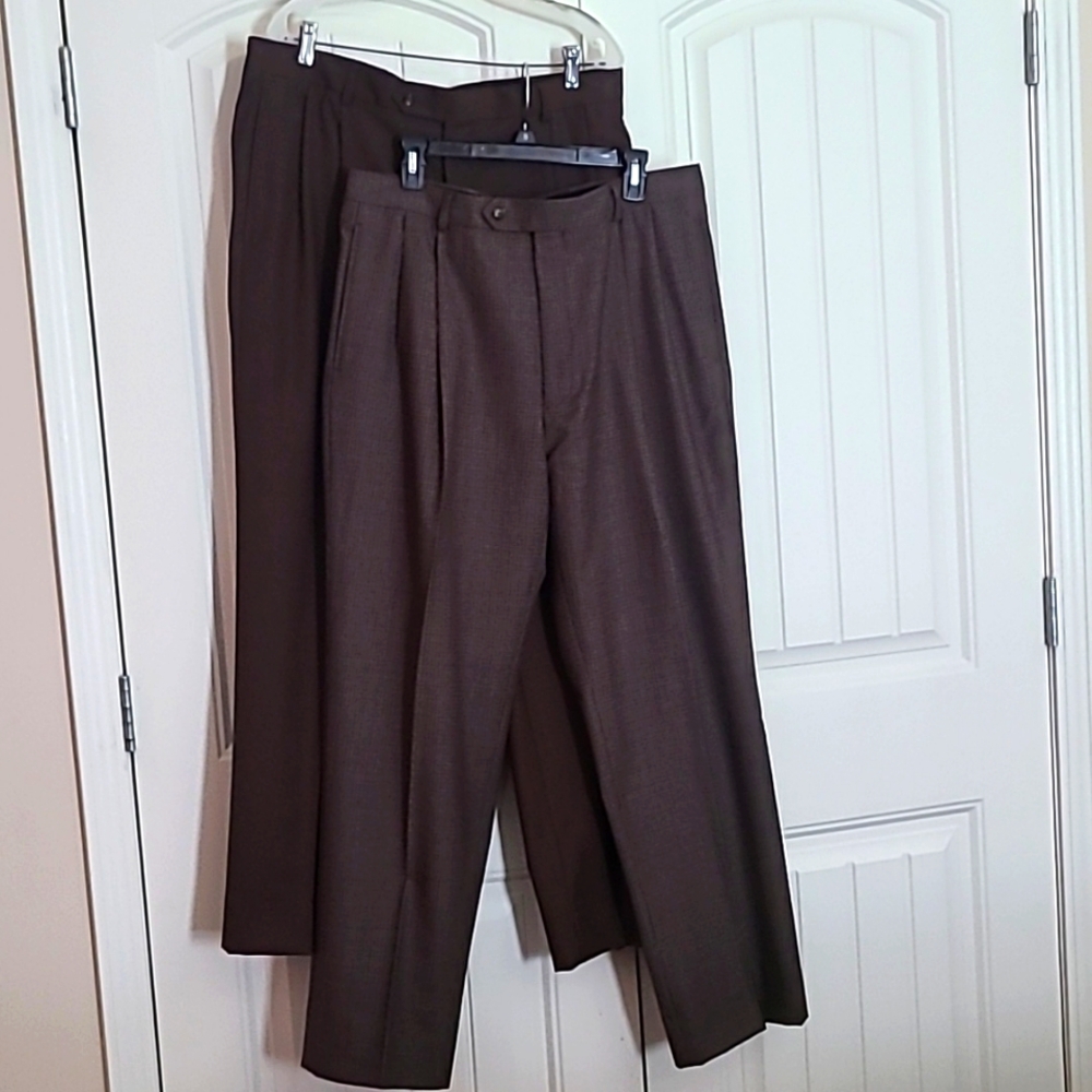 Men 3 piece  brown suit. Reg 43. - Picture 3 of 12